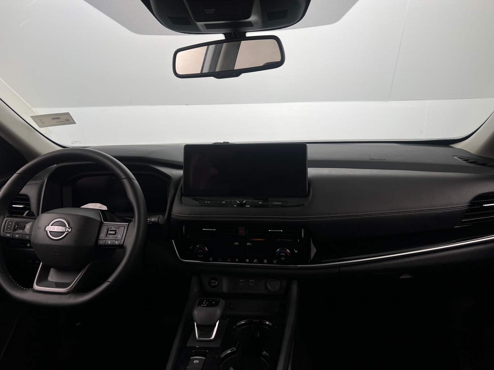 Thumbnail: 2025 Nissan Rogue - 2