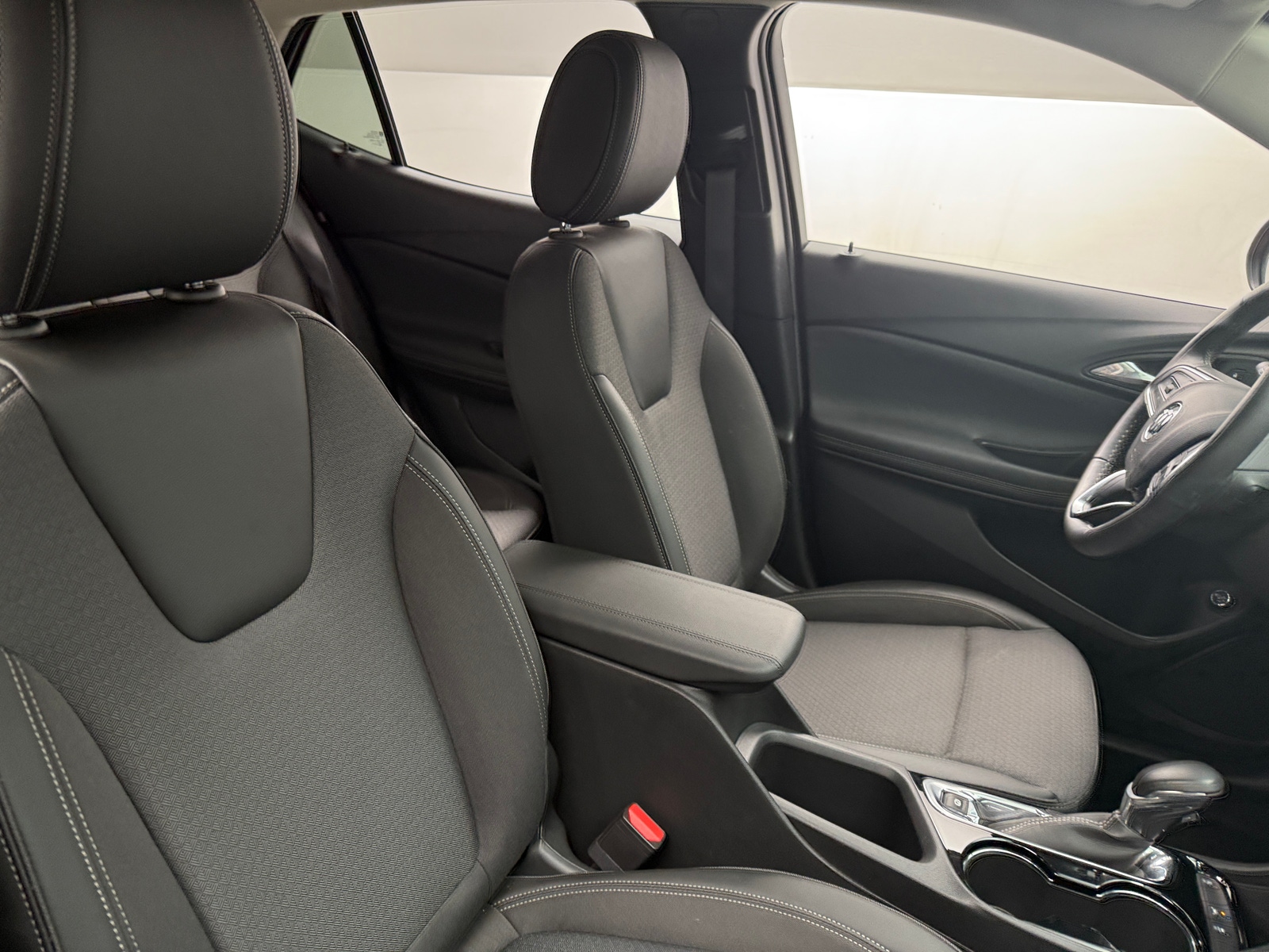 Thumbnail: 2023 Buick Encore GX - 2