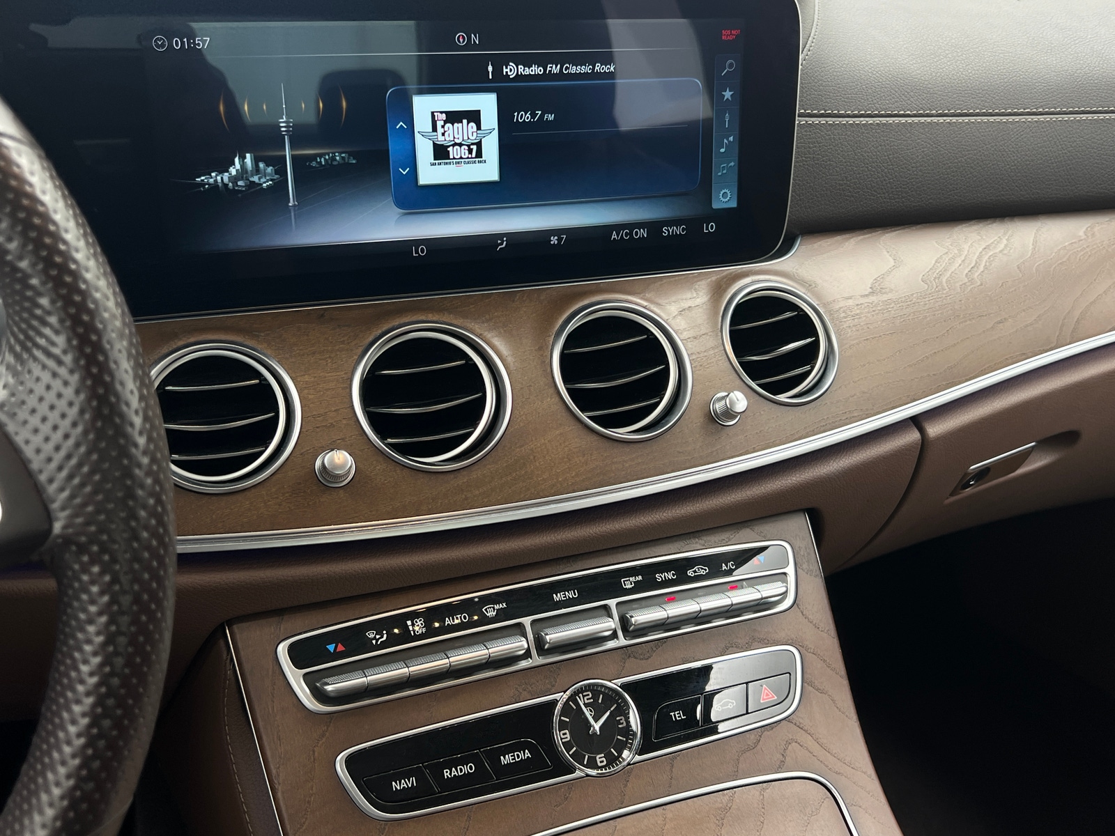 Thumbnail: 2018 Mercedes-Benz E-Class - 3