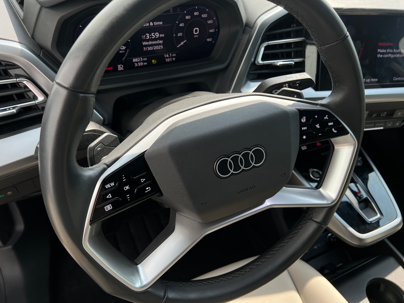 Thumbnail: 2023 Audi Q4 e-tron - 4