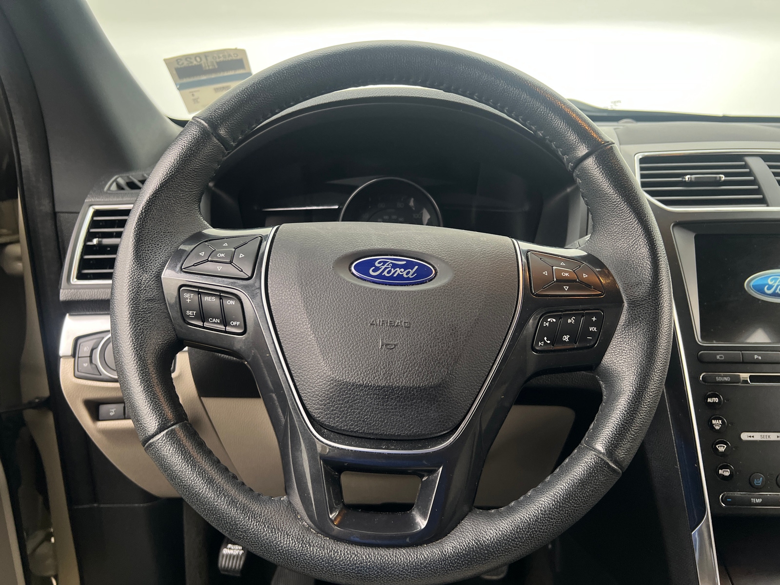 Thumbnail: 2018 Ford Explorer - 4