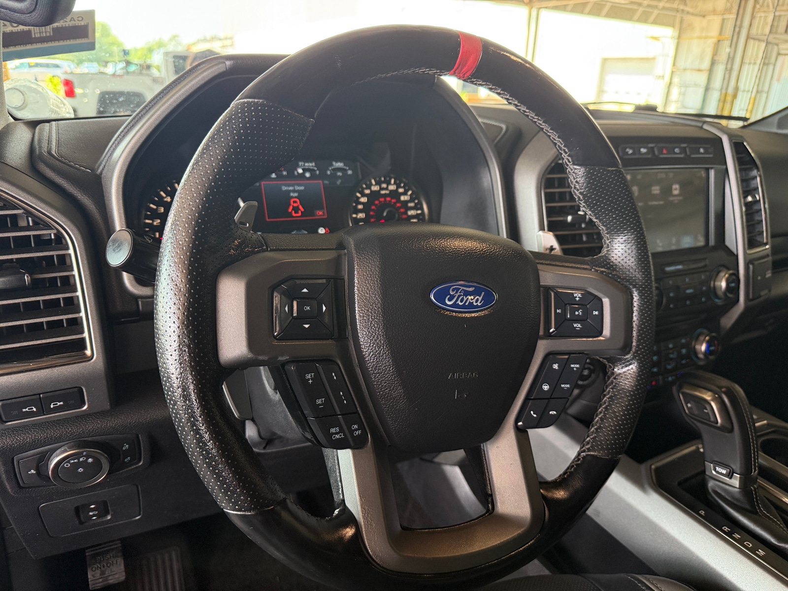 Thumbnail: 2018 Ford Econoline - 4