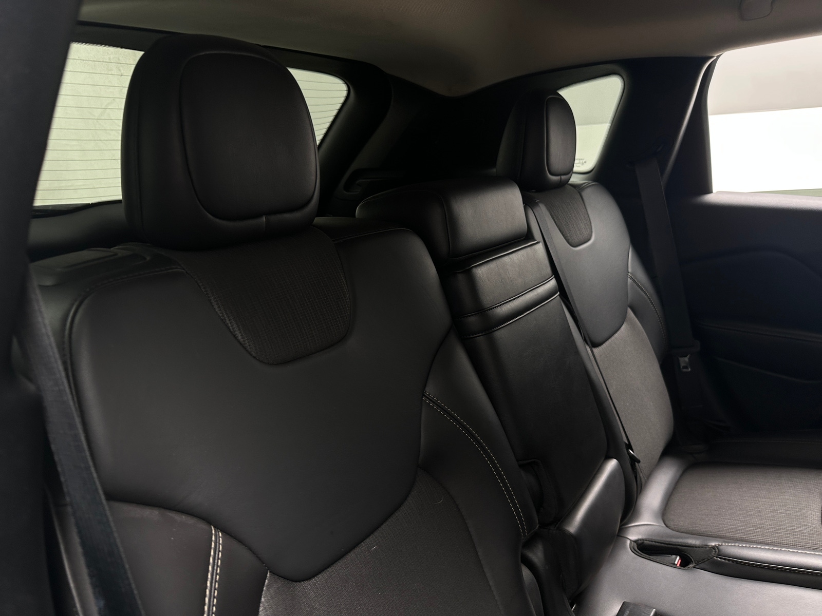 Thumbnail: 2018 Jeep Cherokee - 6