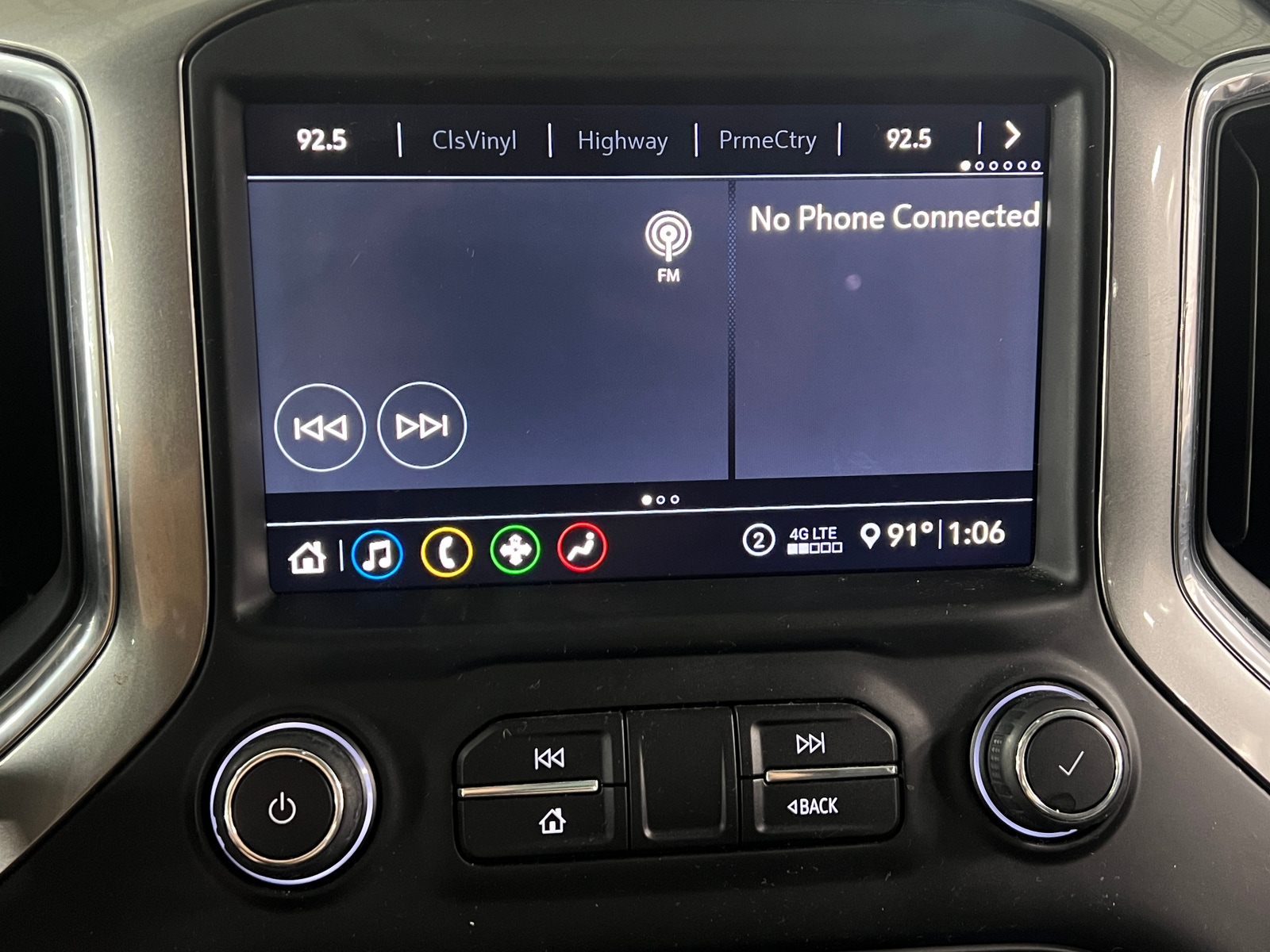 Thumbnail: 2020 Chevrolet Silverado 1500 - 4