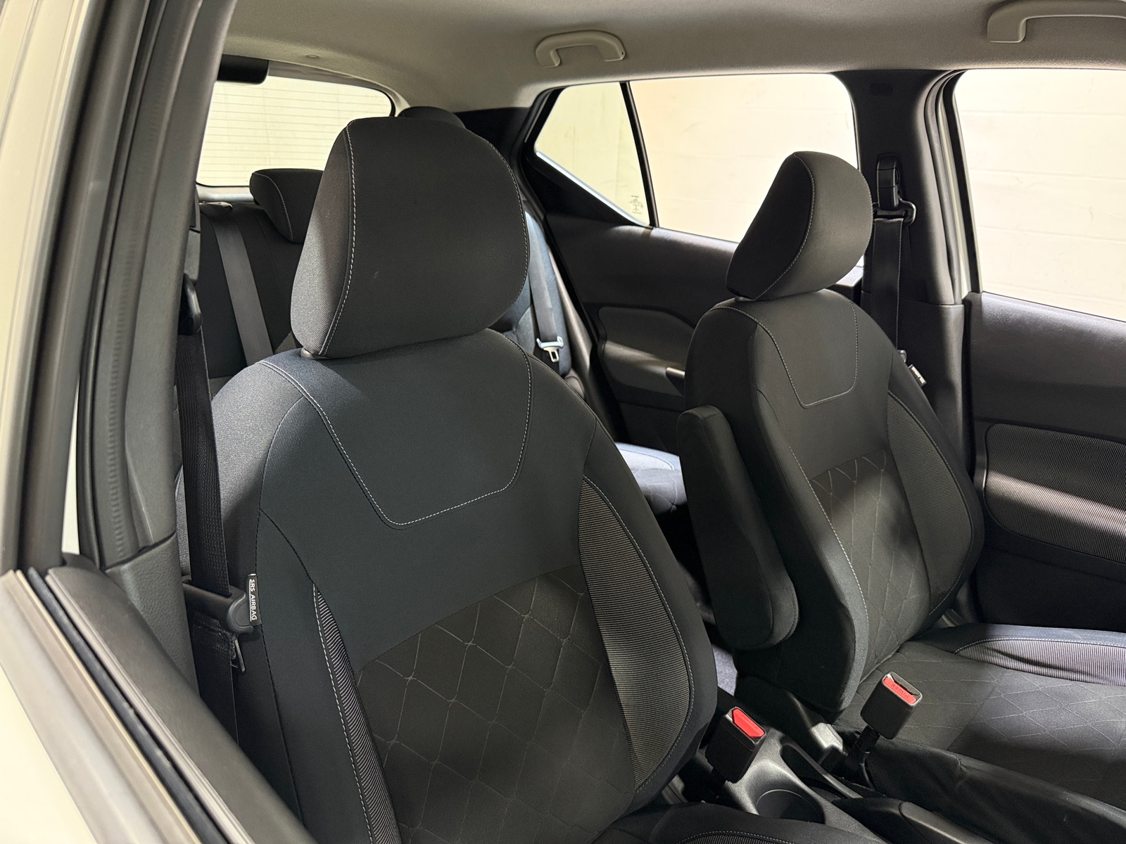 Thumbnail: 2018 Nissan Kicks - 2
