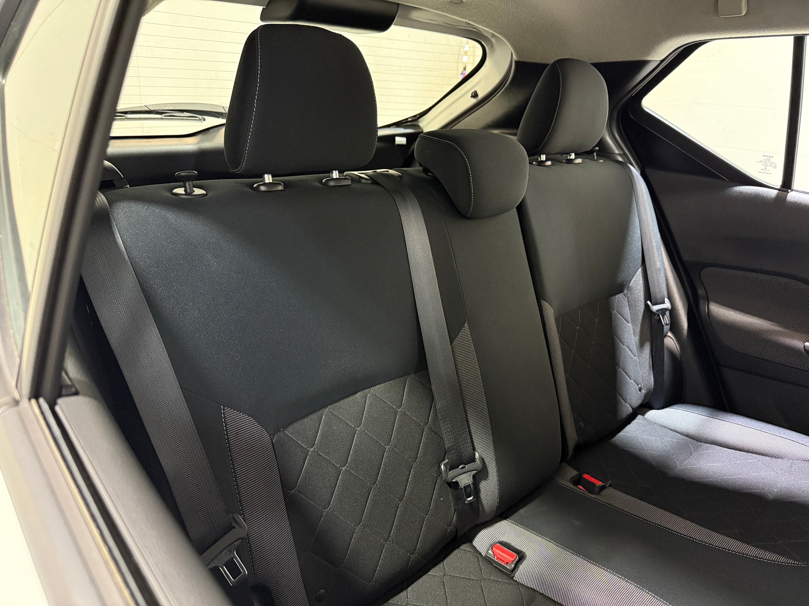 Thumbnail: 2018 Nissan Kicks - 6