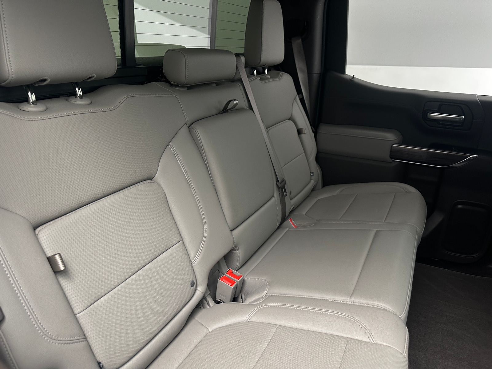 Thumbnail: 2020 Chevrolet Silverado 1500 - 5