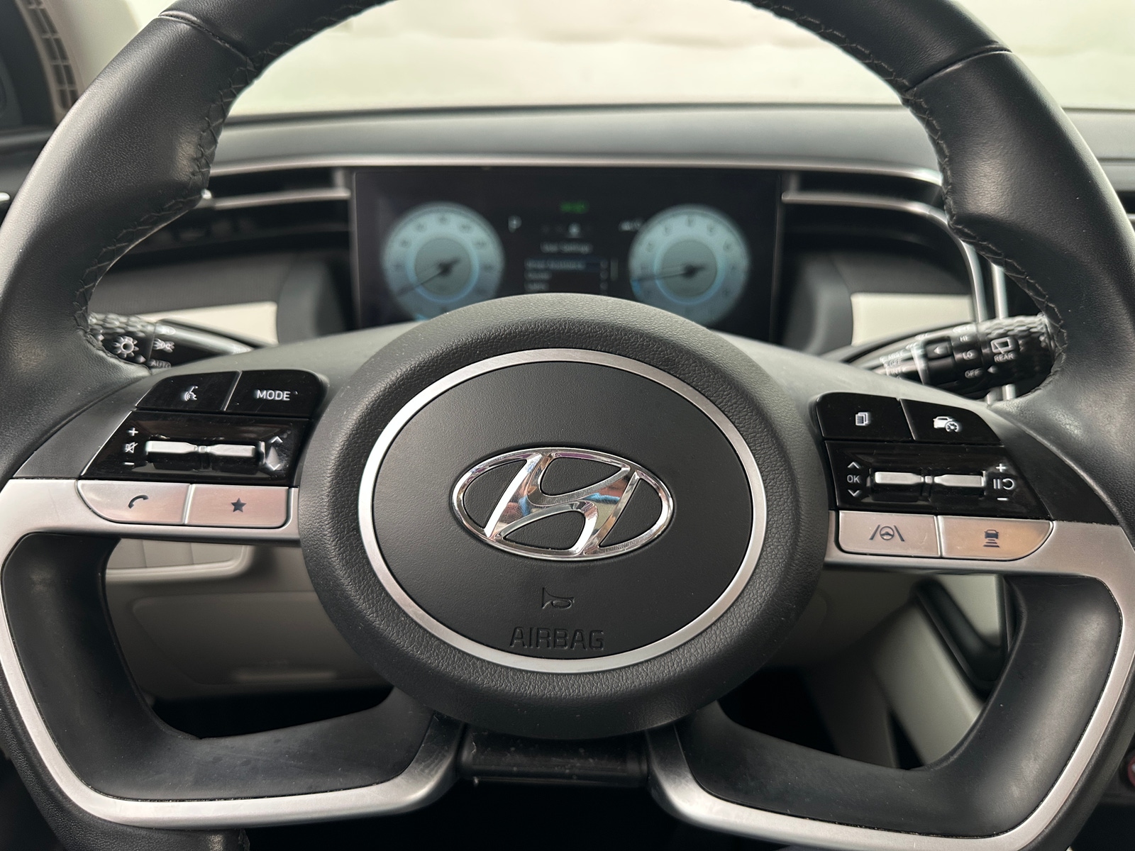 Thumbnail: 2023 Hyundai Tucson - 4