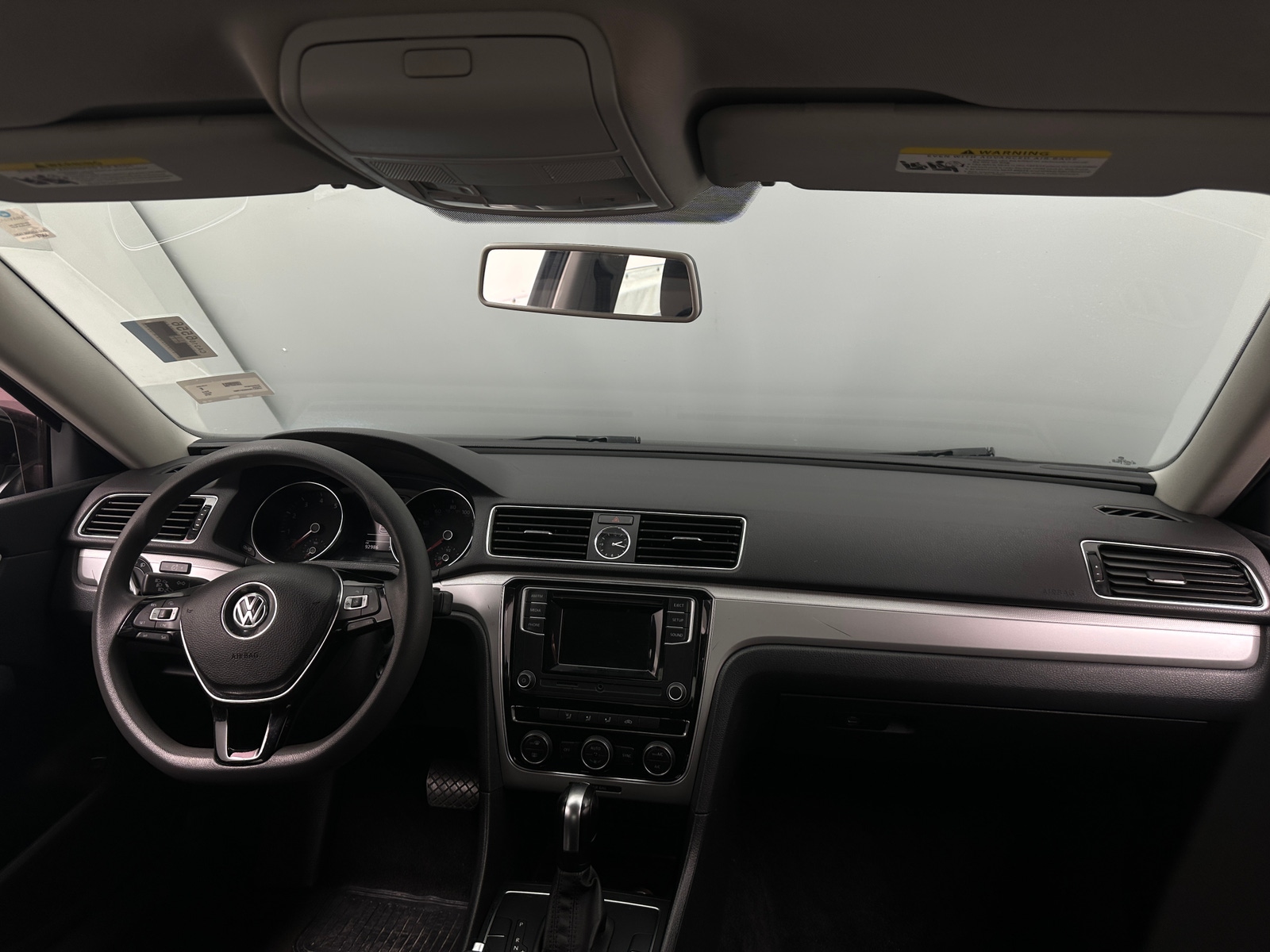 Thumbnail: 2016 Volkswagen Passat - 3