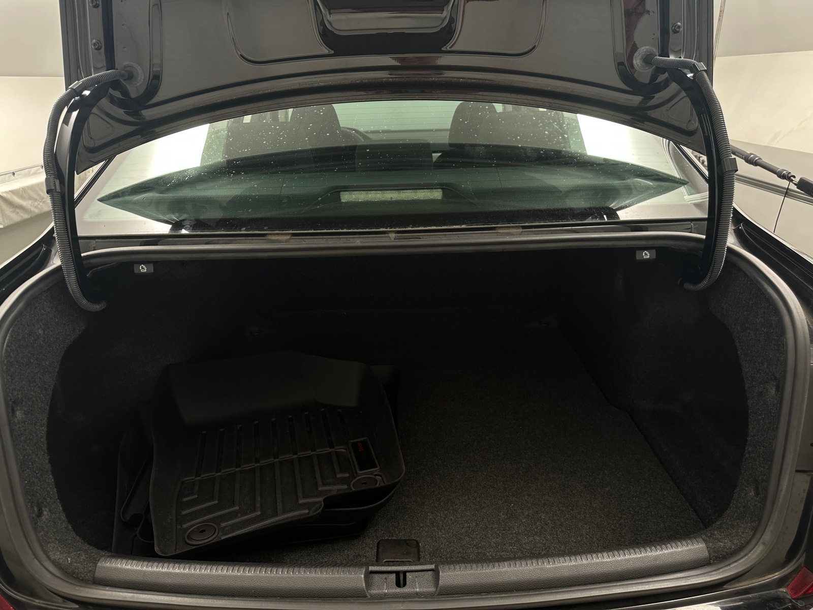 Thumbnail: 2016 Volkswagen Passat - 7