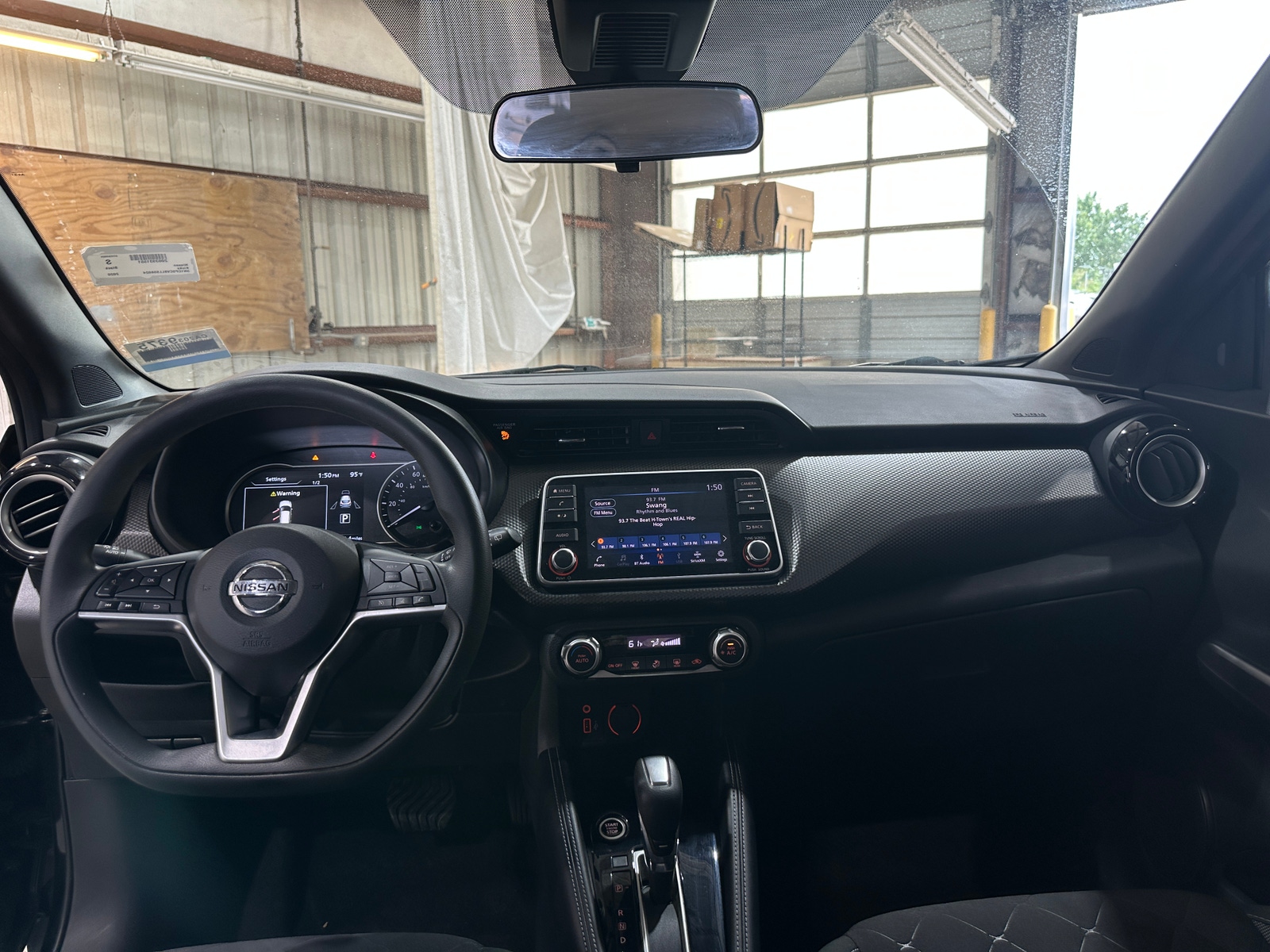 Thumbnail: 2020 Nissan Kicks - 3
