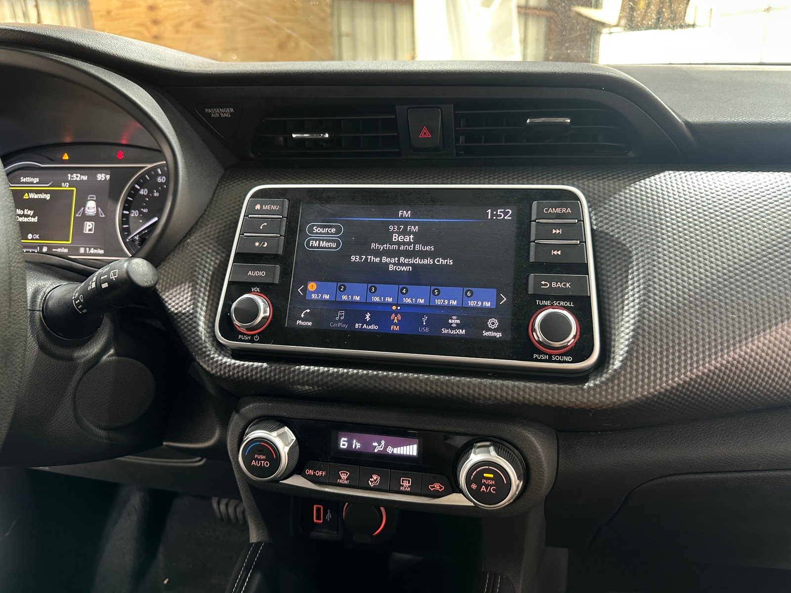 Thumbnail: 2020 Nissan Kicks - 4