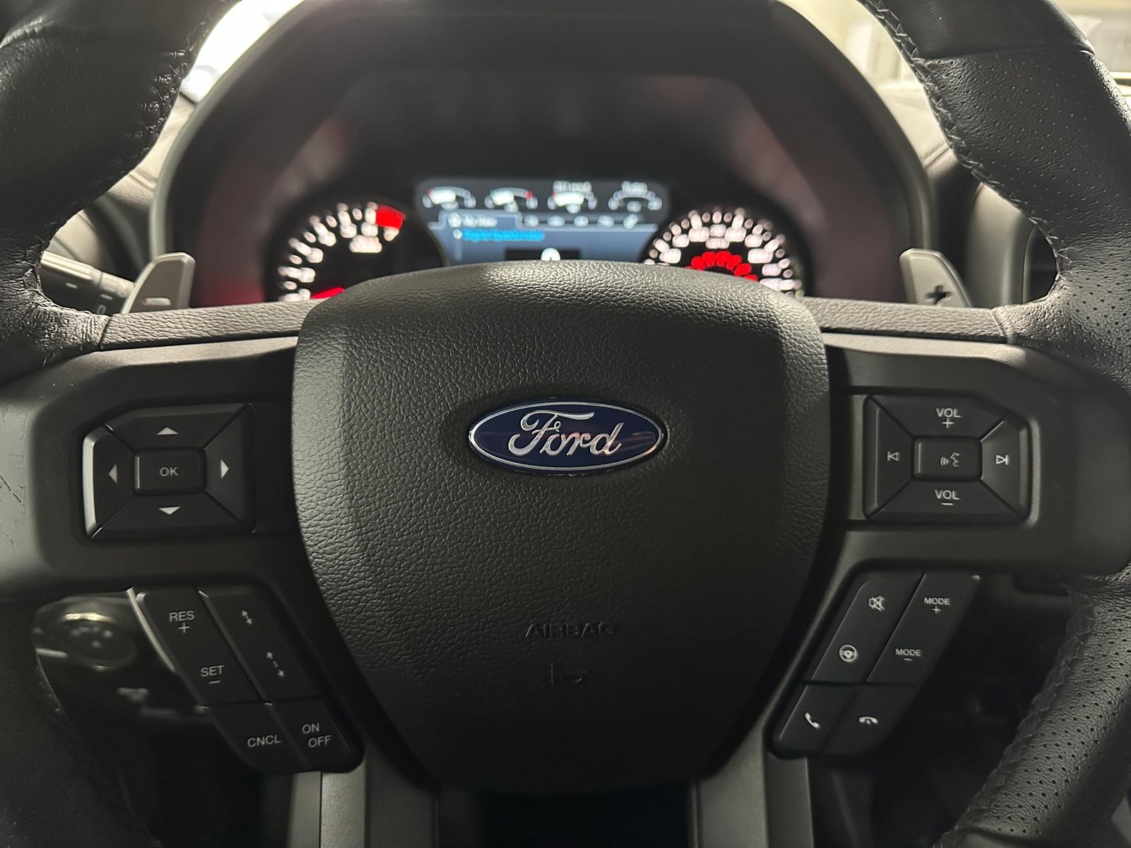 Thumbnail: 2020 Ford Econoline - 4