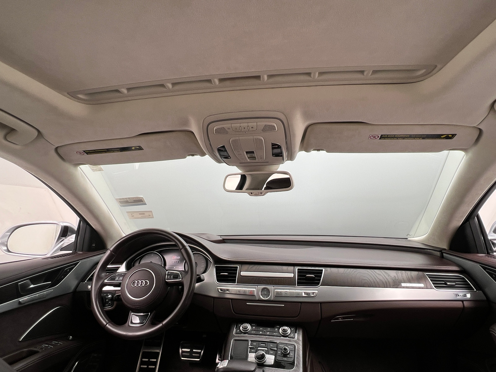 Thumbnail: 2015 Audi S8 - 2