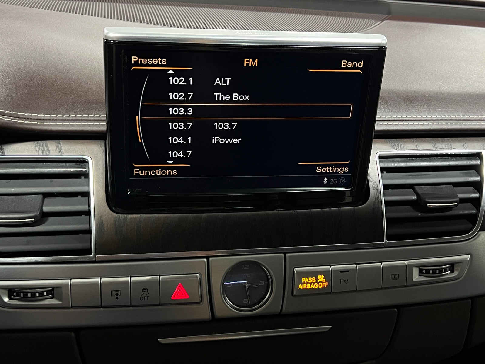 Thumbnail: 2015 Audi S8 - 3