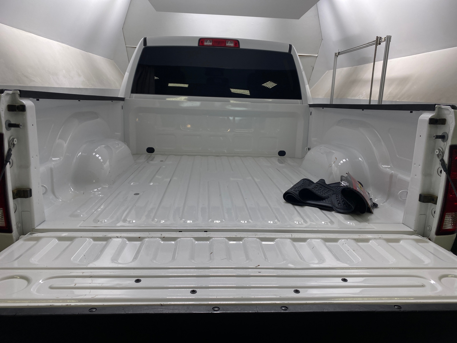 Thumbnail: 2019 RAM 1500 Classic - 6