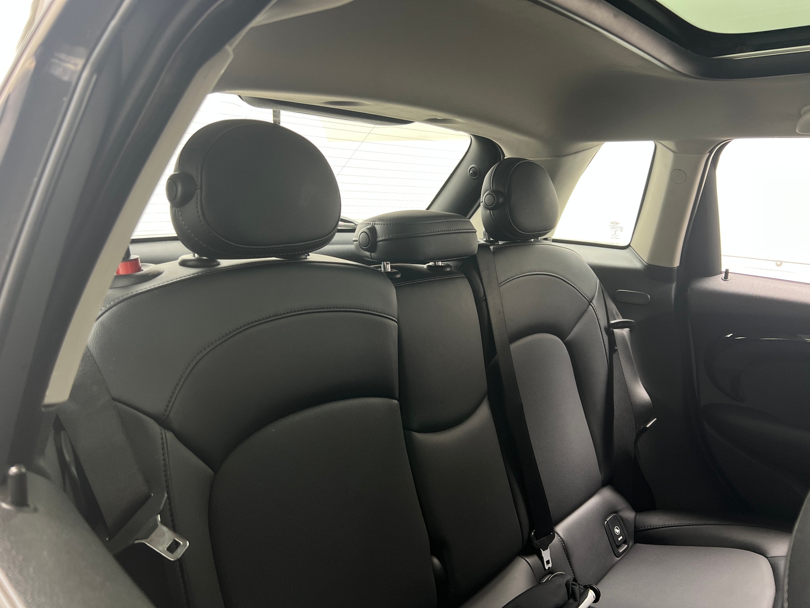 Thumbnail: 2019 MINI Cooper Hardtop - 5