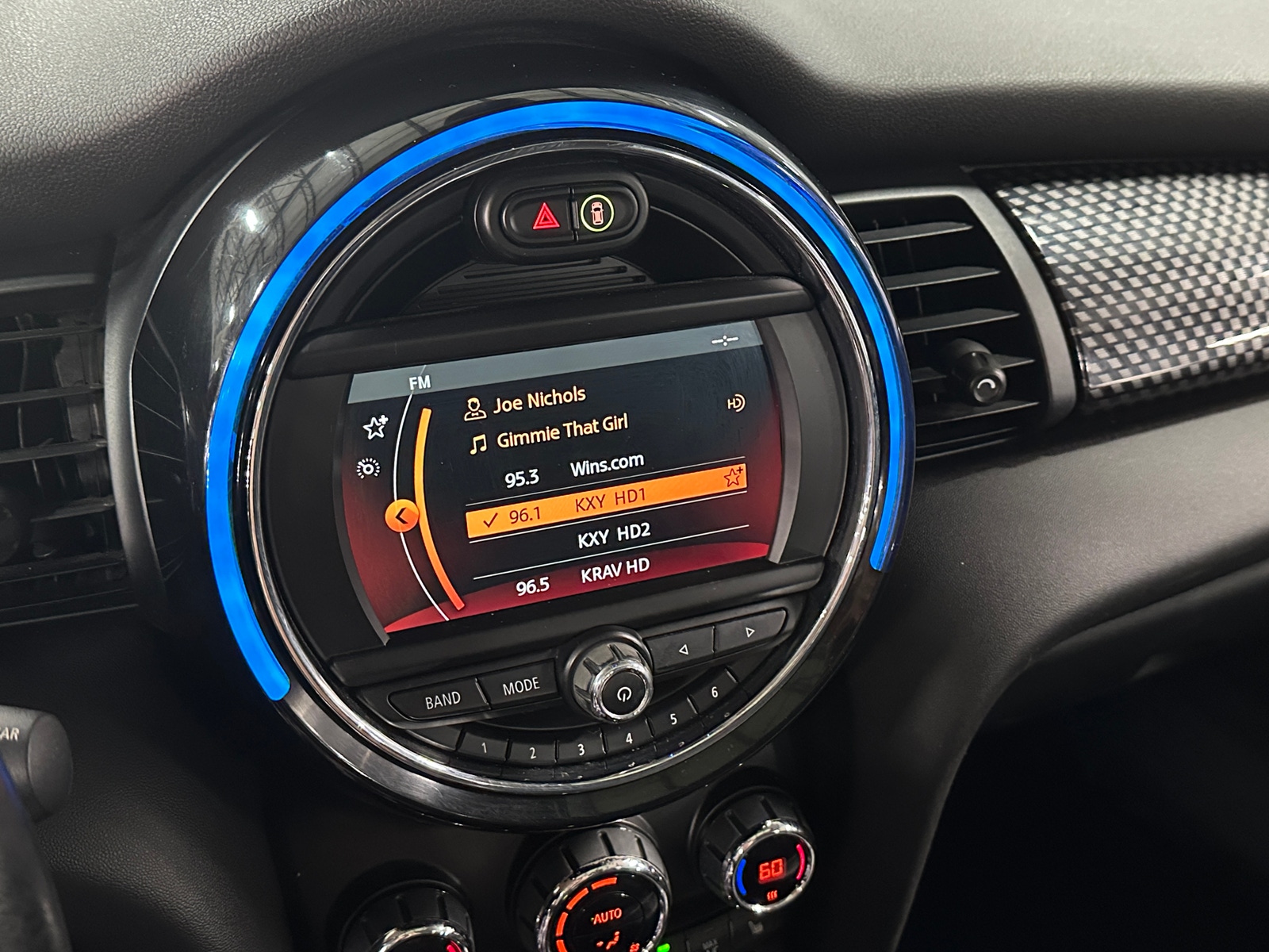 Thumbnail: 2019 MINI Cooper Hardtop - 3