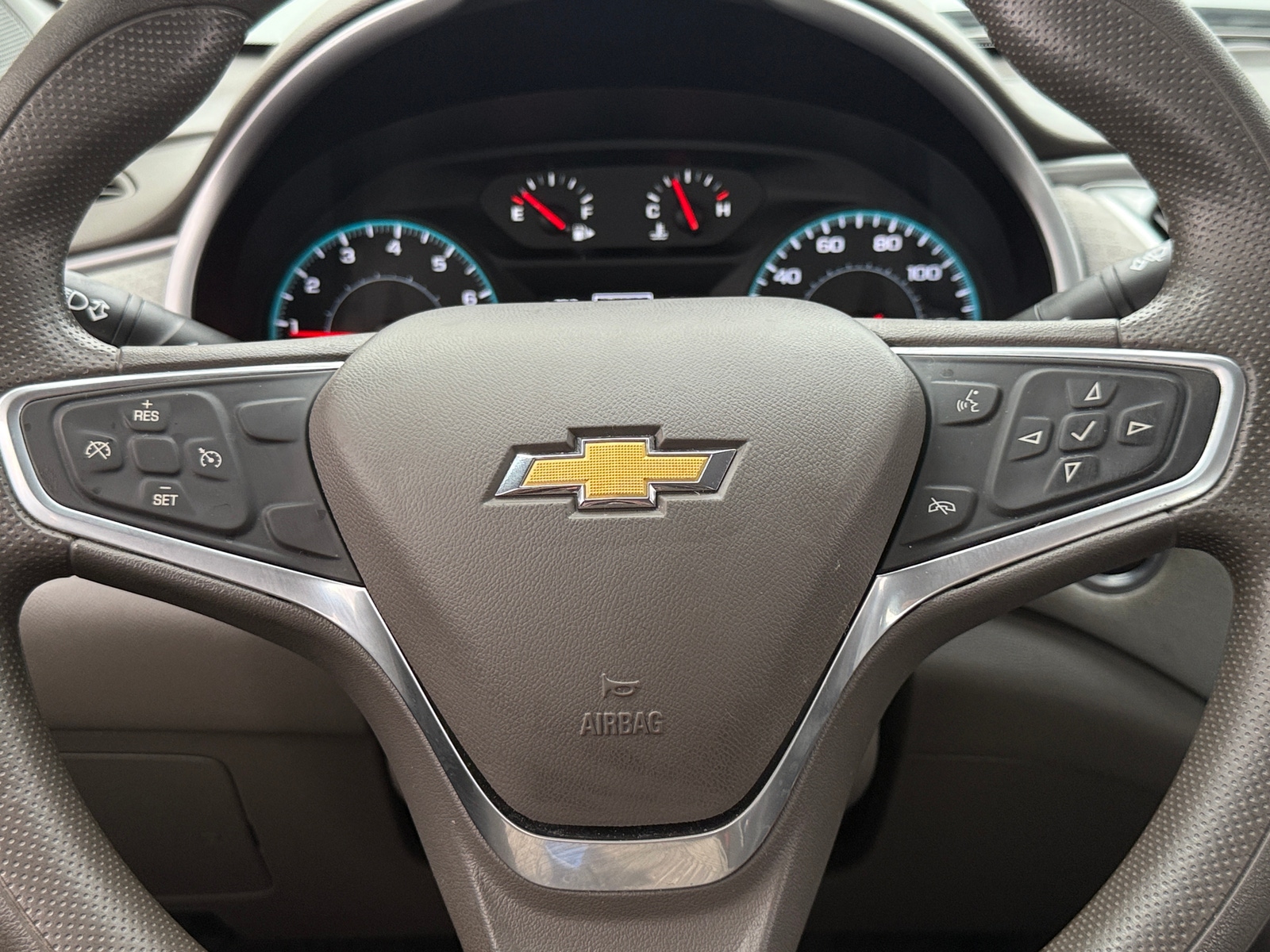 Thumbnail: 2022 Chevrolet Malibu - 5