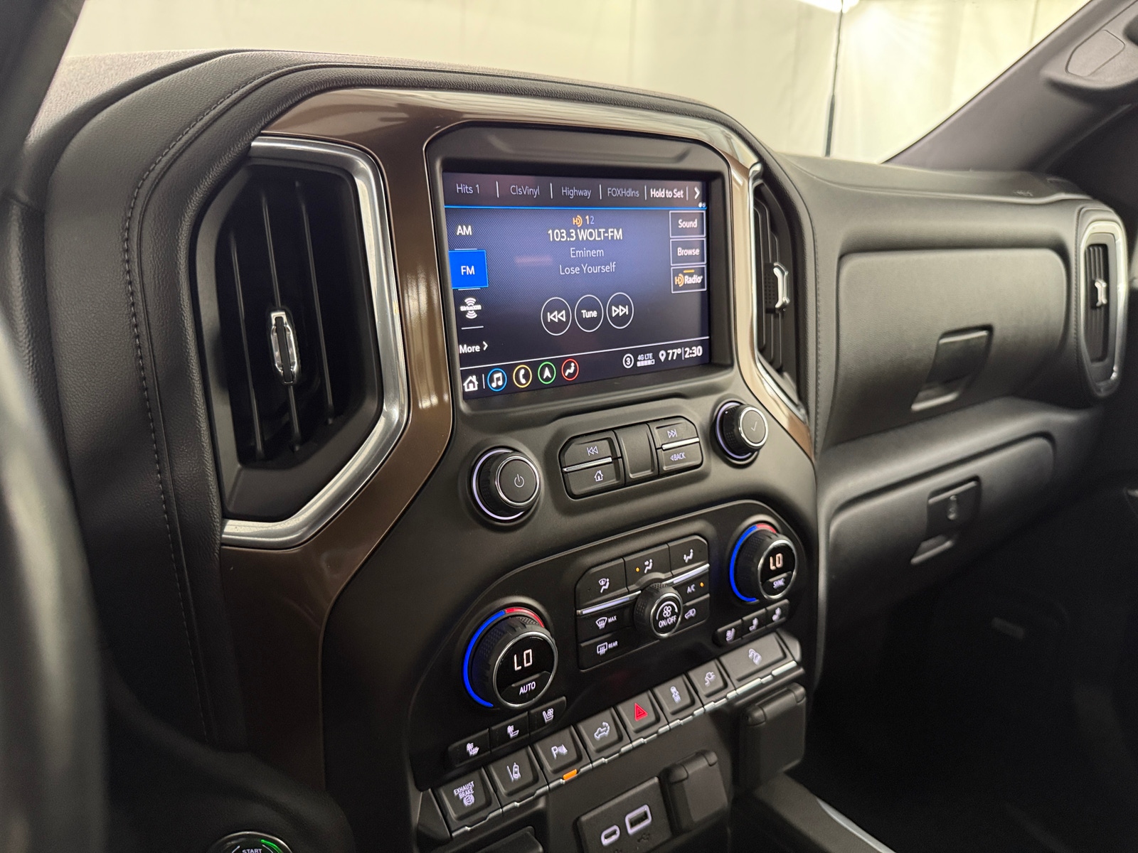 Thumbnail: 2020 Chevrolet Silverado 2500 - 3