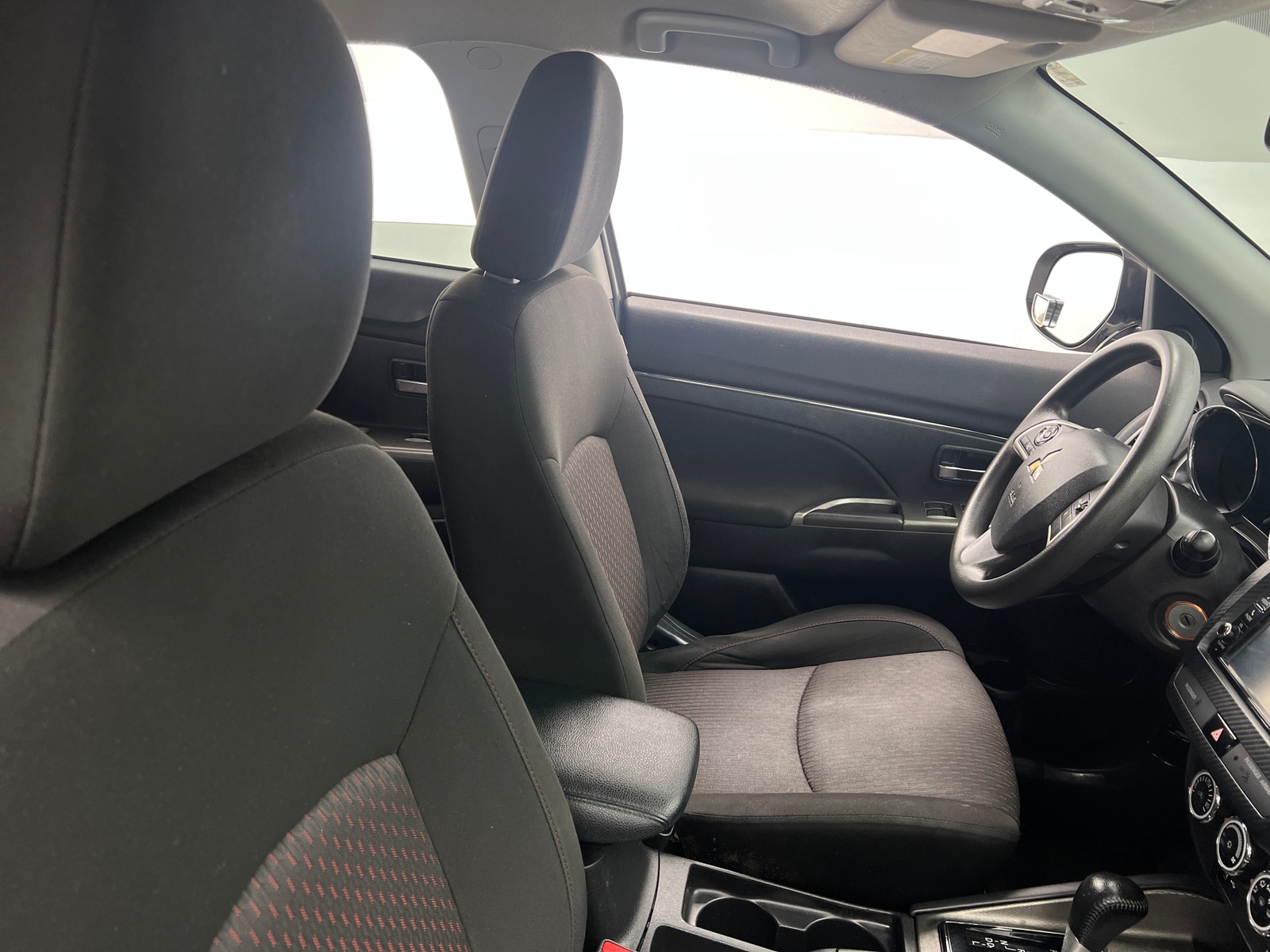 Thumbnail: 2018 Mitsubishi Outlander Sport - 2
