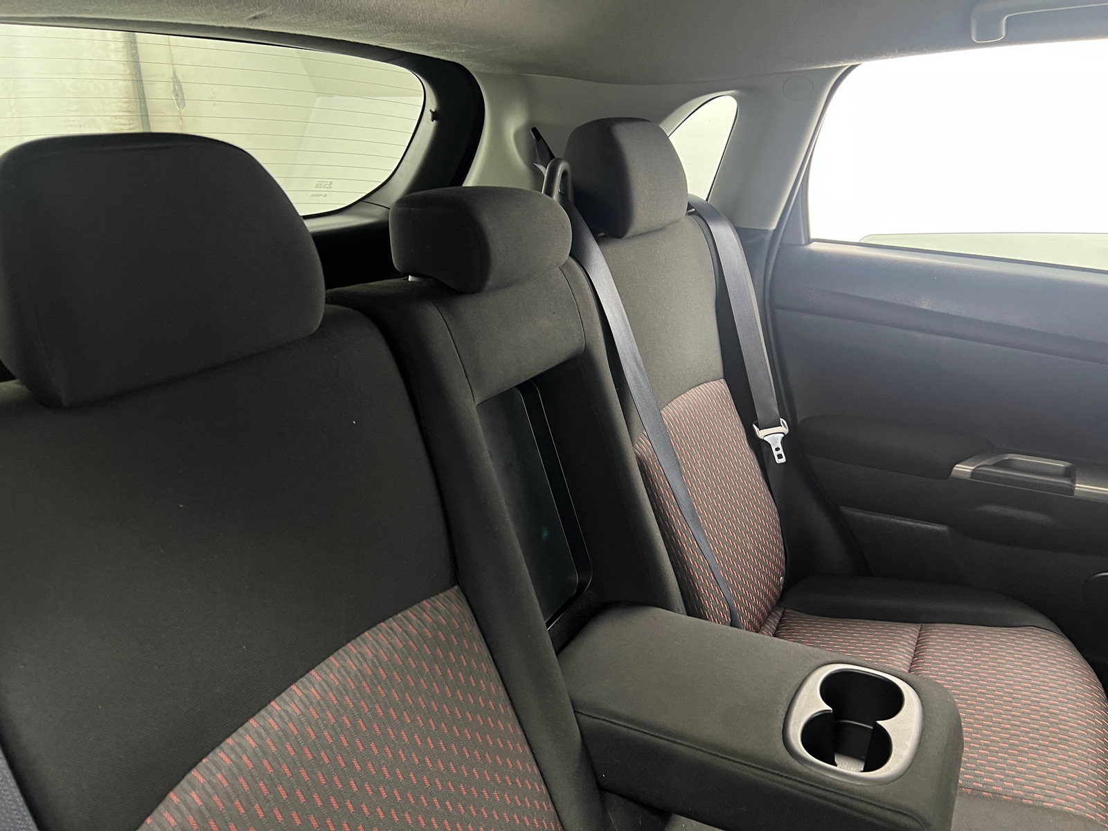 Thumbnail: 2018 Mitsubishi Outlander Sport - 6