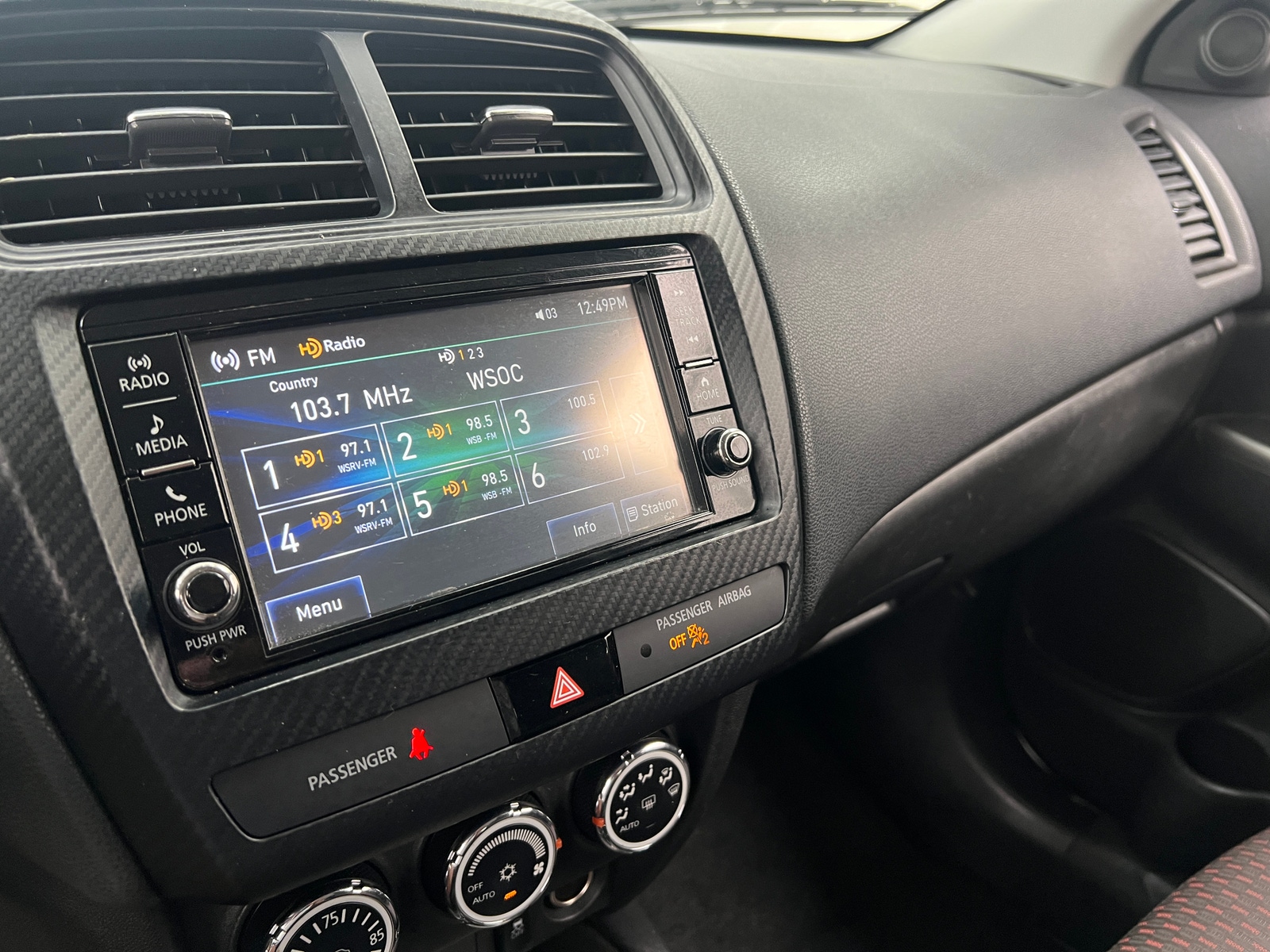 Thumbnail: 2018 Mitsubishi Outlander Sport - 4