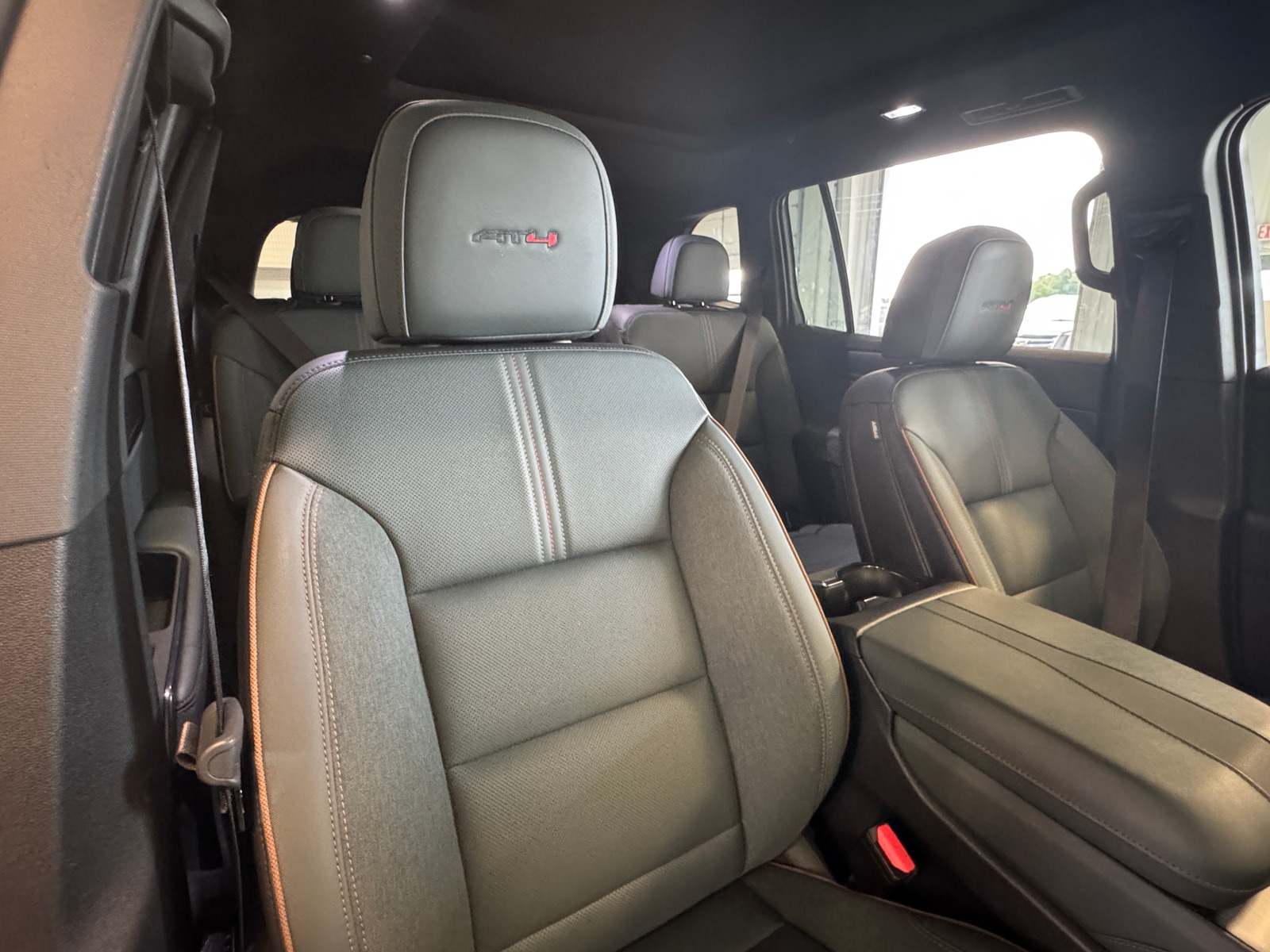 Thumbnail: 2024 GMC Acadia - 2
