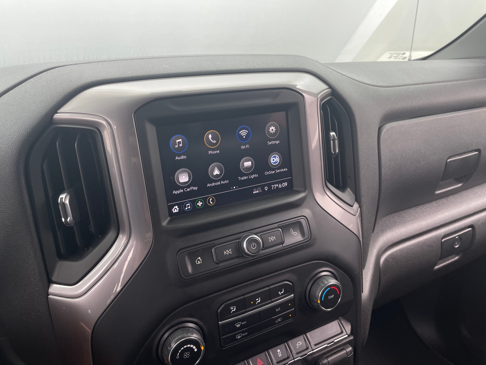 Thumbnail: 2021 Chevrolet Silverado 1500 - 4