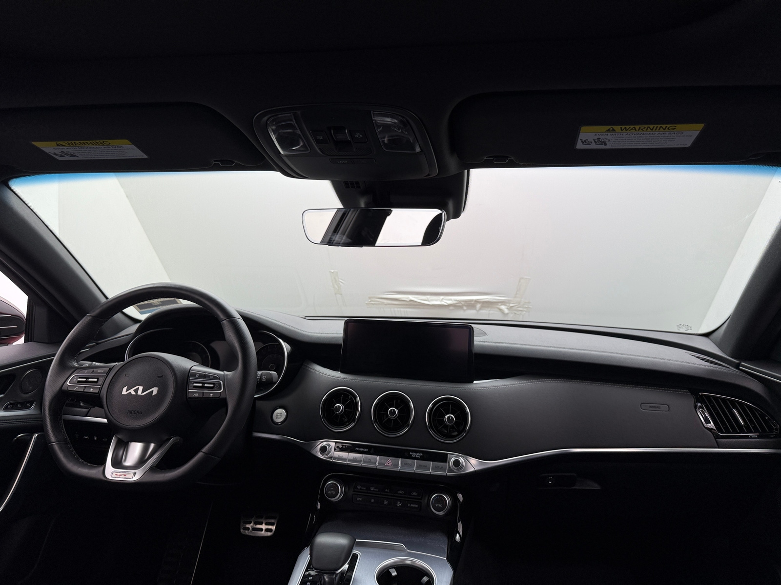 Thumbnail: 2022 Kia Stinger - 2