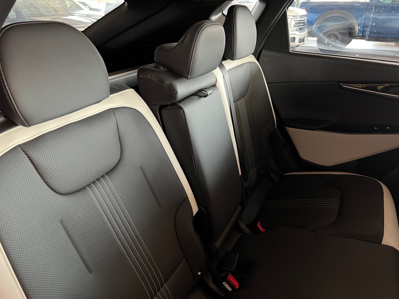 Thumbnail: 2024 Kia EV6 - 6