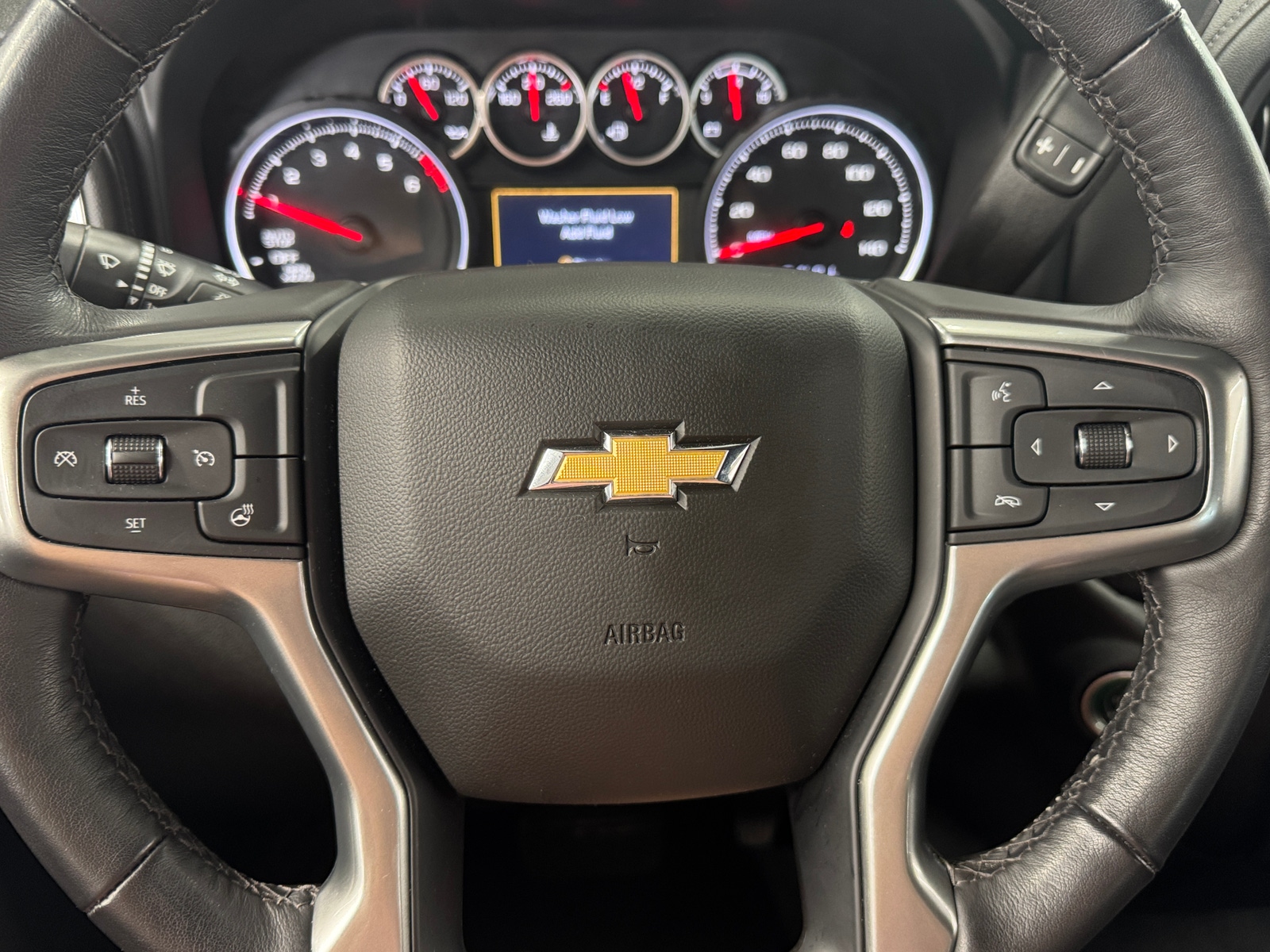 Thumbnail: 2022 Chevrolet Silverado 1500 - 5