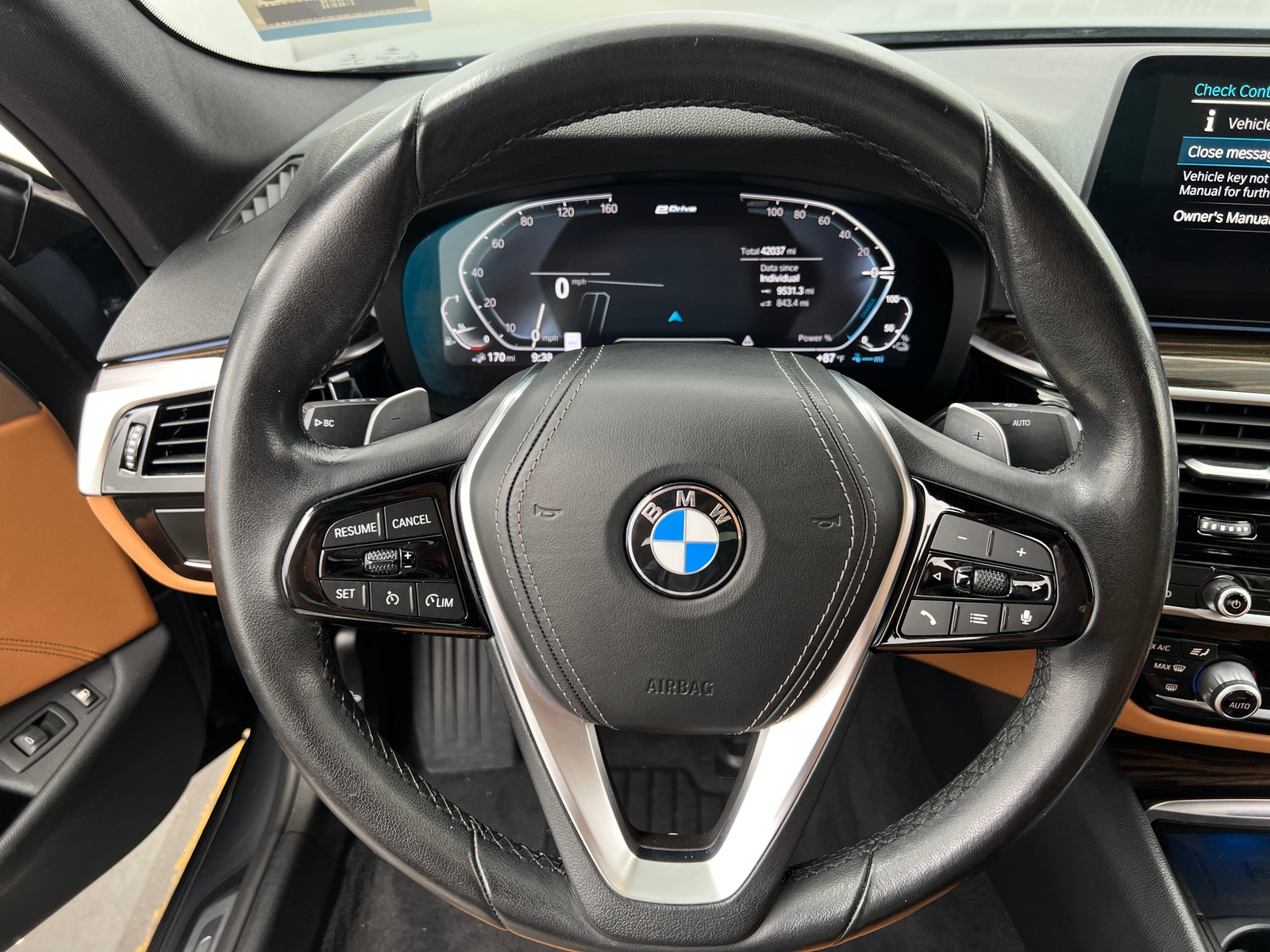 Thumbnail: 2021 BMW 5 Series - 4