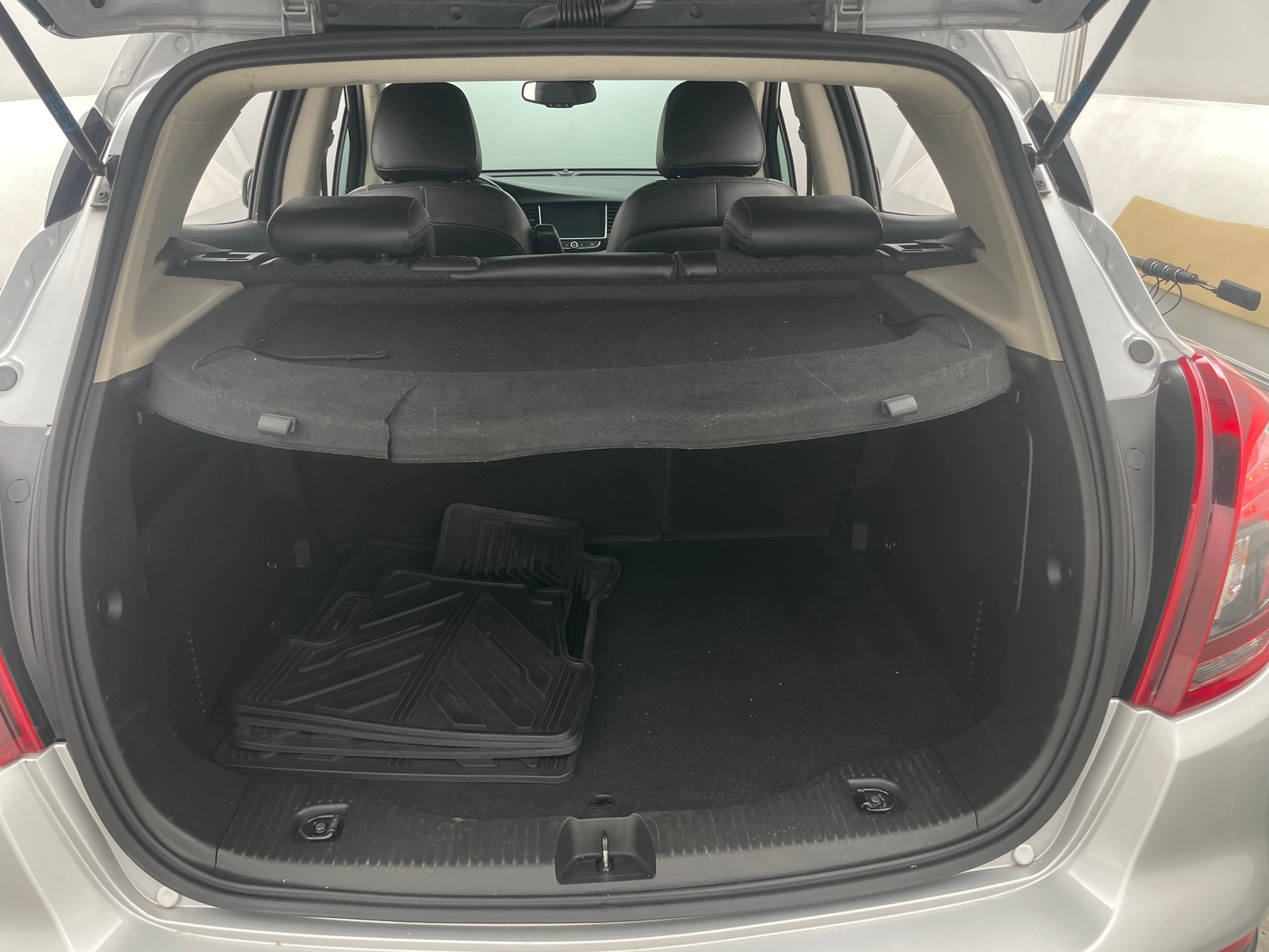 Thumbnail: 2019 Buick Encore - 6
