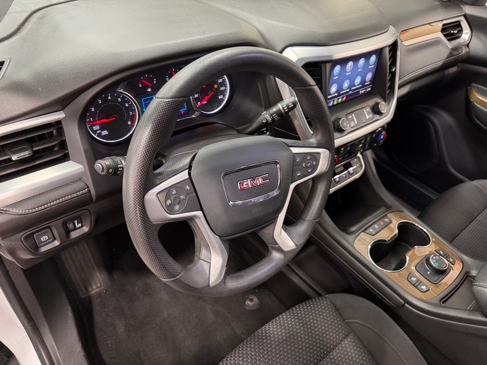 Thumbnail: 2021 GMC Acadia - 3