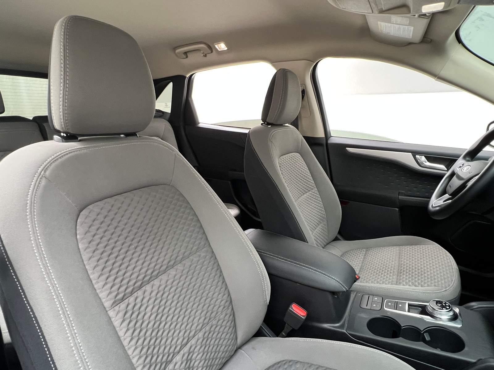 Thumbnail: 2020 Ford Escape - 2