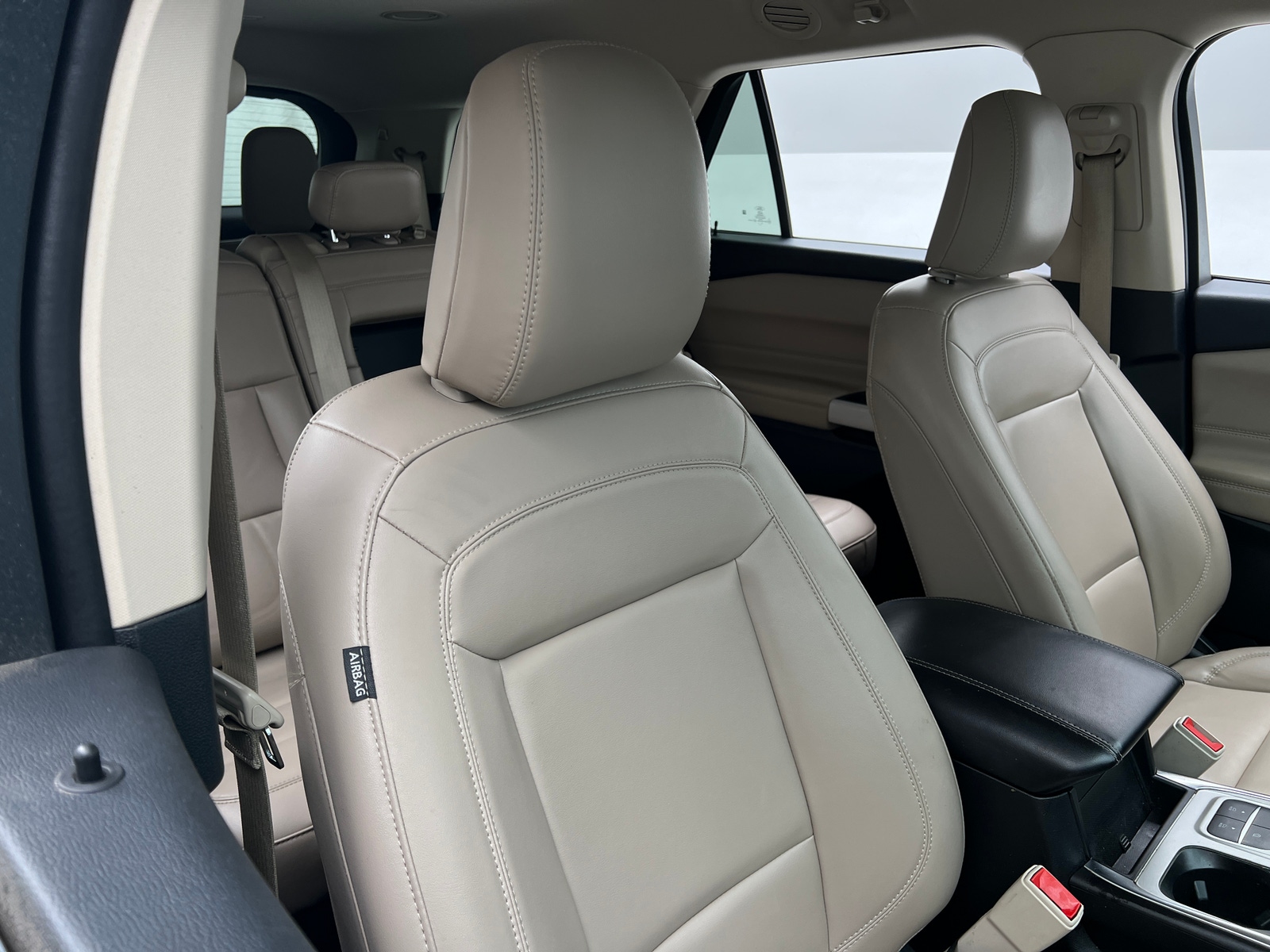 Thumbnail: 2022 Ford Explorer - 2