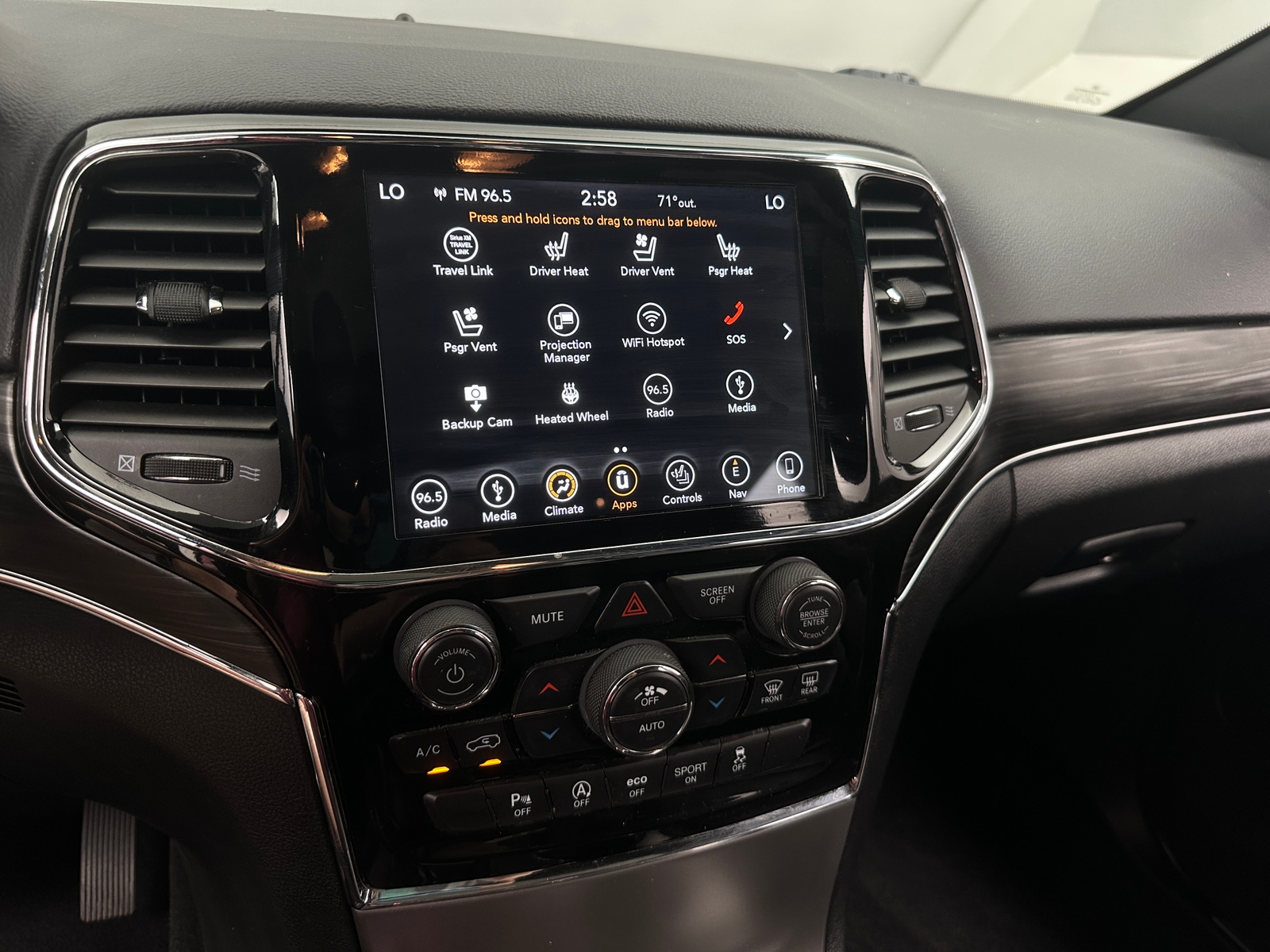 Thumbnail: 2019 Jeep Grand Cherokee - 3