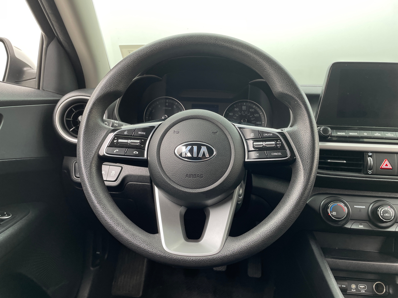 Thumbnail: 2020 Kia Forte - 5