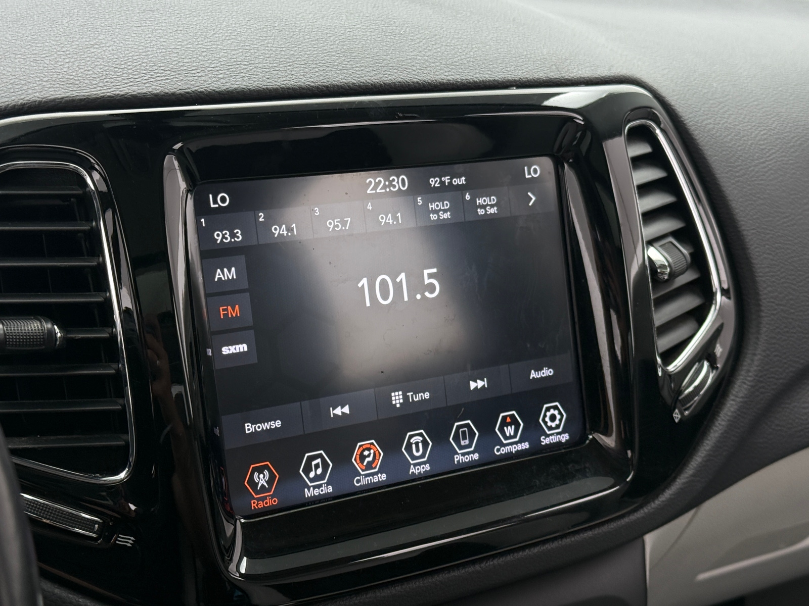 Thumbnail: 2019 Jeep Compass - 4