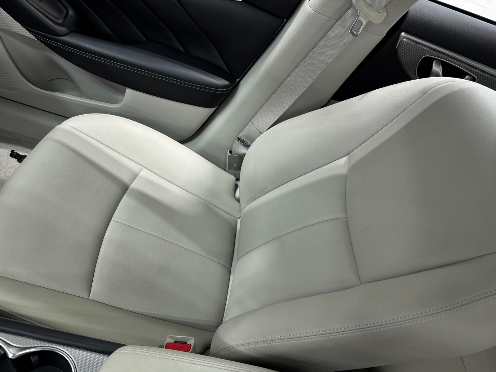Thumbnail: 2015 INFINITI Q50 - 2