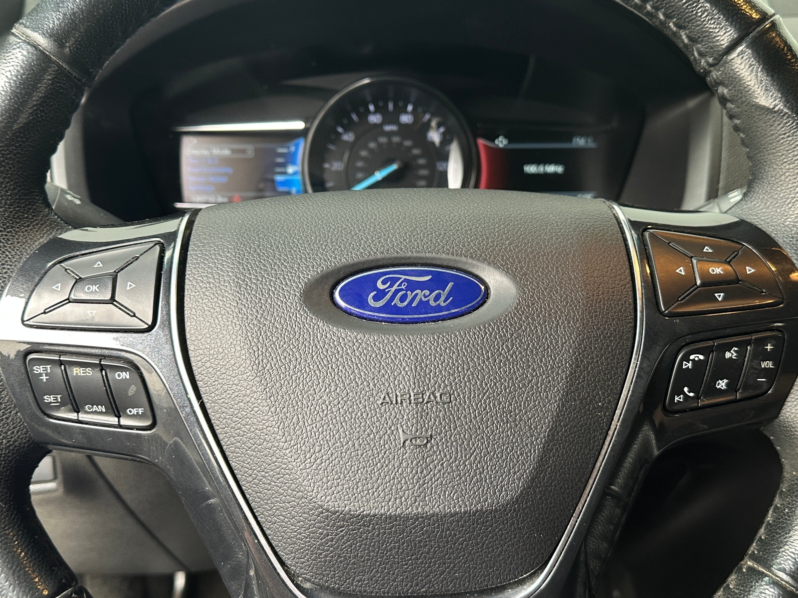 Thumbnail: 2018 Ford Explorer - 4