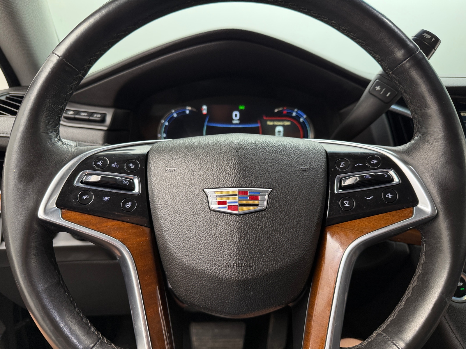 Thumbnail: 2018 Cadillac Escalade - 4