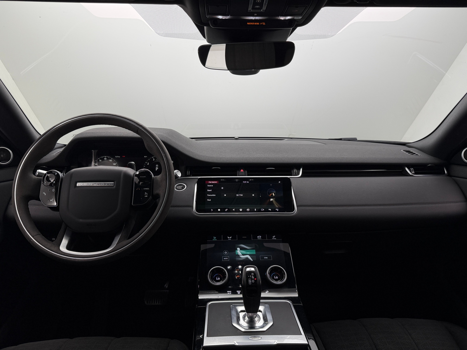 Thumbnail: 2020 Land Rover Range Rover Evoque - 3