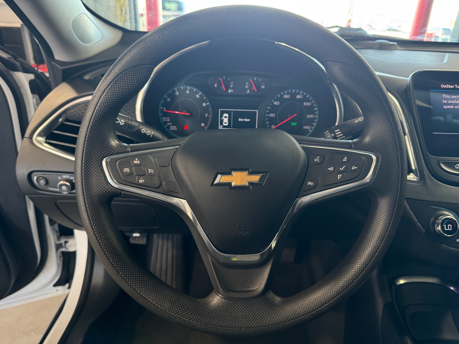 Thumbnail: 2020 Chevrolet Malibu - 5