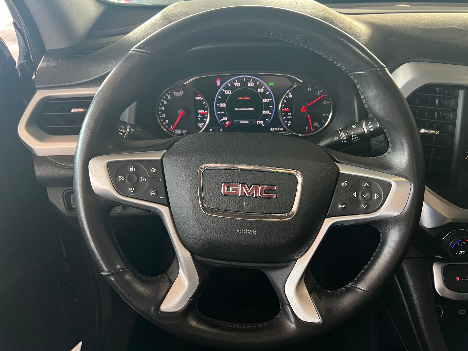 Thumbnail: 2022 GMC Acadia - 4