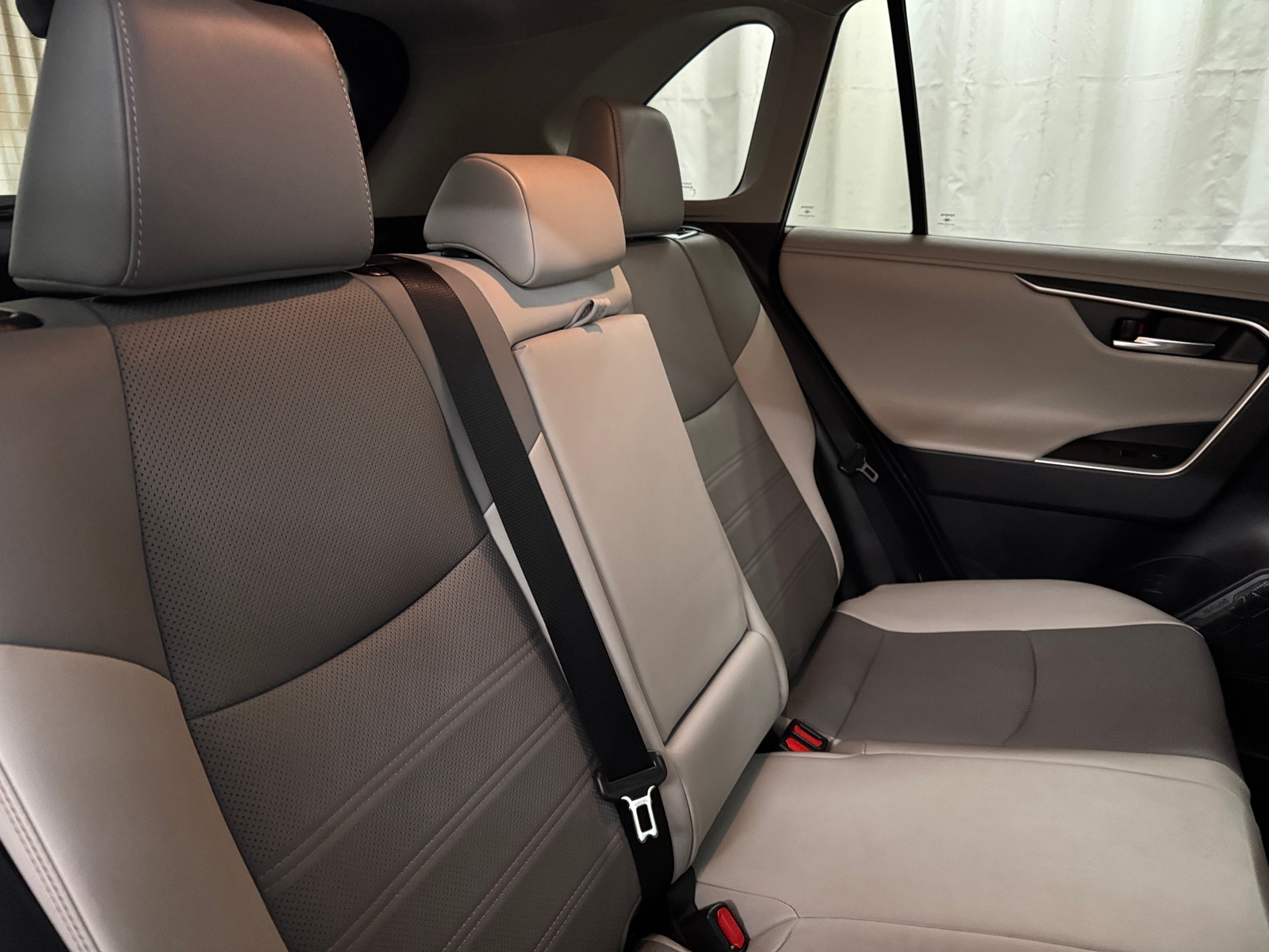 Thumbnail: 2020 Toyota RAV4 - 5