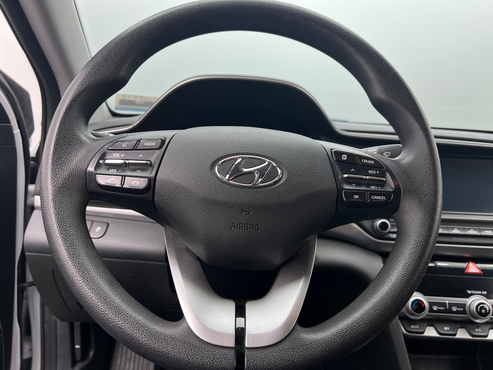 Thumbnail: 2020 Hyundai Elantra - 5
