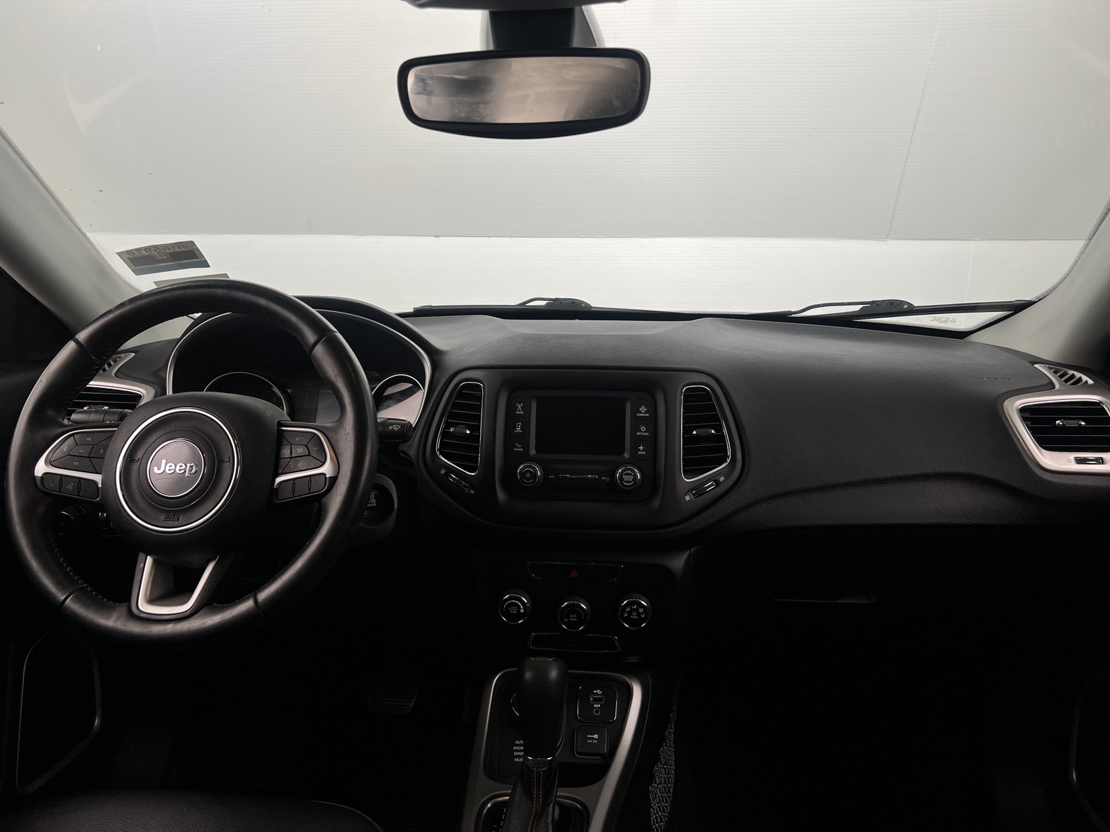 Thumbnail: 2018 Jeep Compass - 3