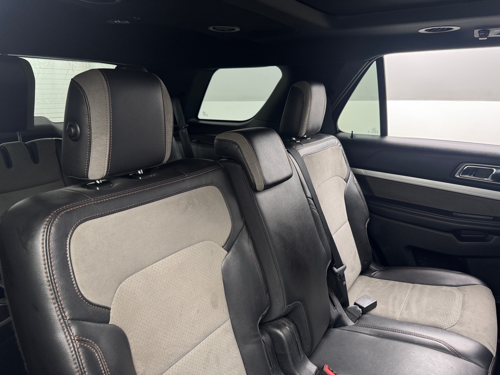 Thumbnail: 2017 Ford Explorer - 6
